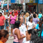 Endividamento e inadimplência apresentam queda em agosto