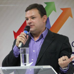 Leandro Mazzini: “Governo Dilma está sem rumo”