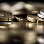 Queda na renda das famílias afeta setor de serviços