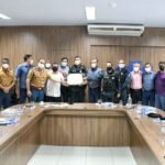 Entidades organizadoras do Natal Iluminando homenageiam a Polícia Militar de Sergipe