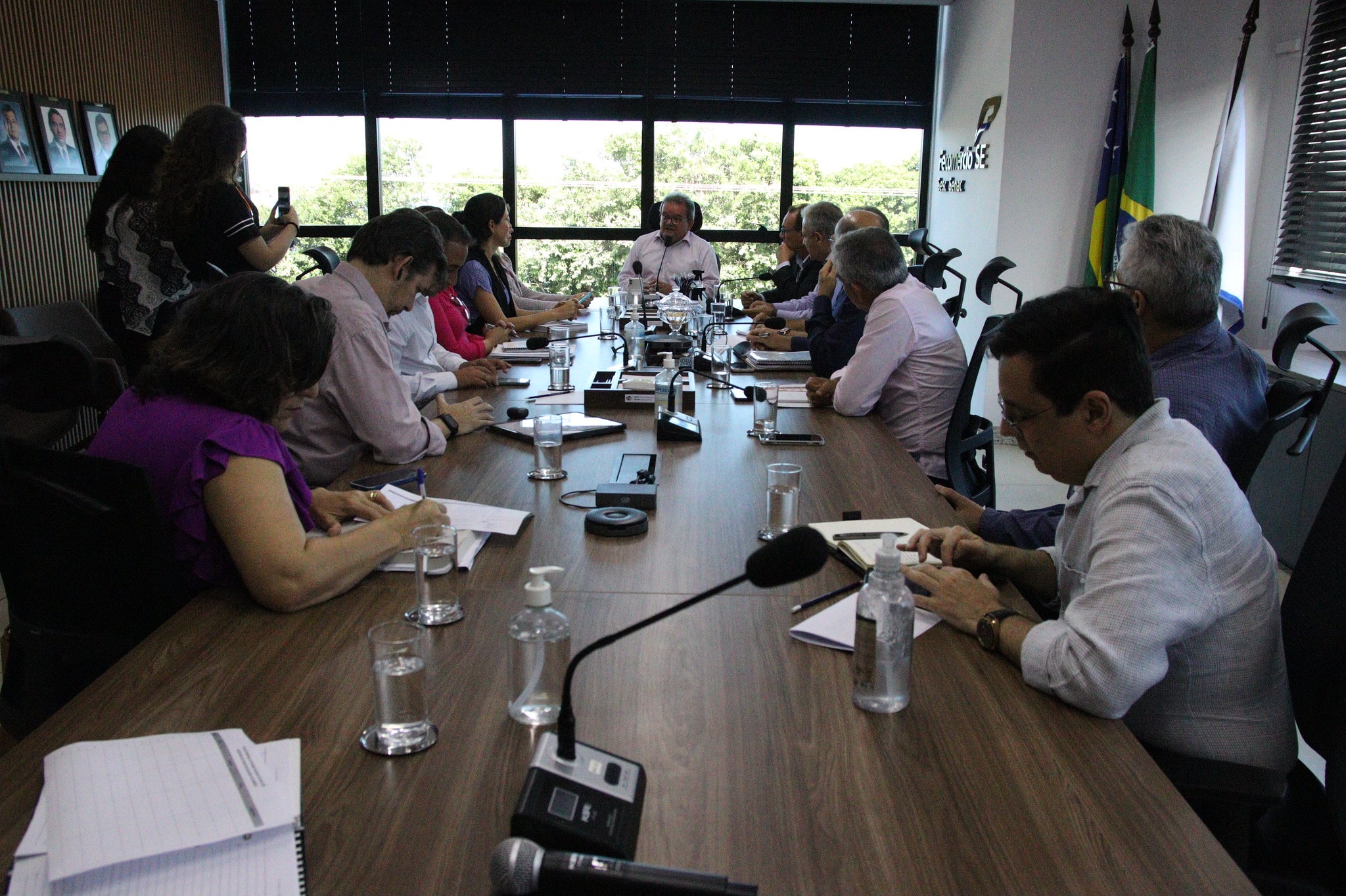 O intuito é levar capacitação e qualificação profissional para os jovens de escolas públicas de ensino