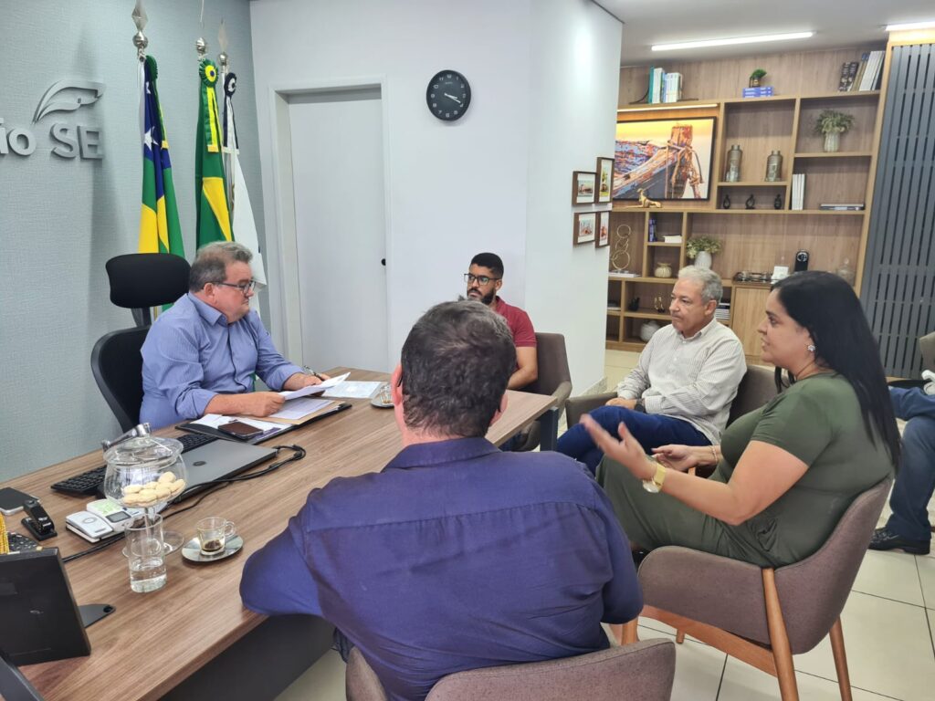 Santo Amaro recebe apoio da Fecomércio para capacitação profissional. O Sistema forneceu cursos do Senac para qualificação de profissionais da área da educação e do segmento de beleza