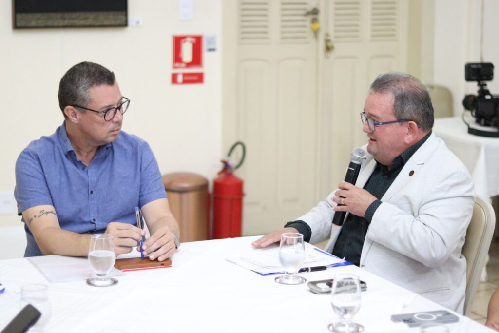 Novas parcerias com o Governo do Estado. Na ocasião, Marcos Andrade apresentou os resultados obtidos pelos projetos juninos que foram desenvolvidos pela federação. 