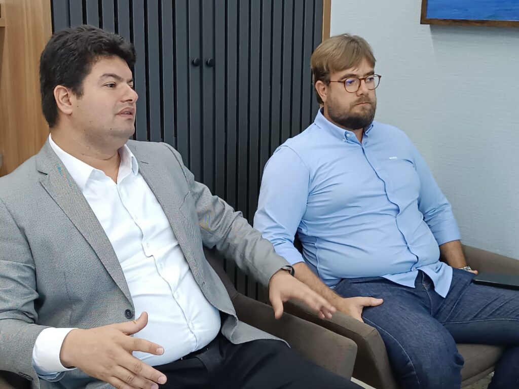 Fecomércio participa de projetos com Seteem. A iniciativa da SETEEM busca contribuir para a qualificação da mão de obra no interior sergipano e geração de emprego e renda para o estado.