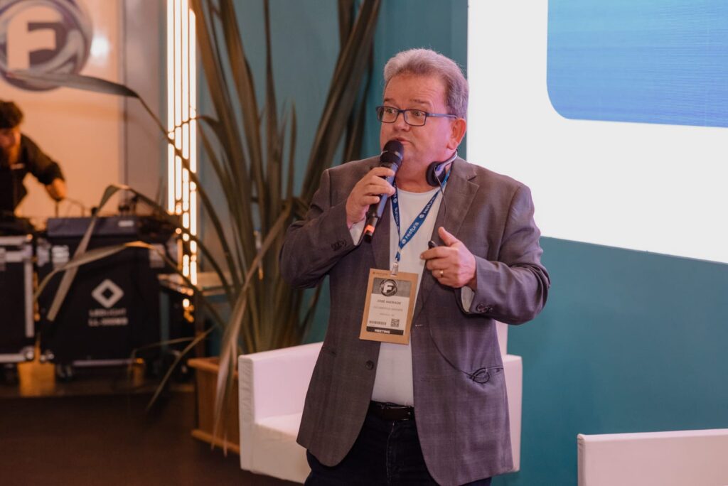 Presidente do Sistema Fecomércio-SE destaca o potencial turístico de Sergipe na Festuris 2024.