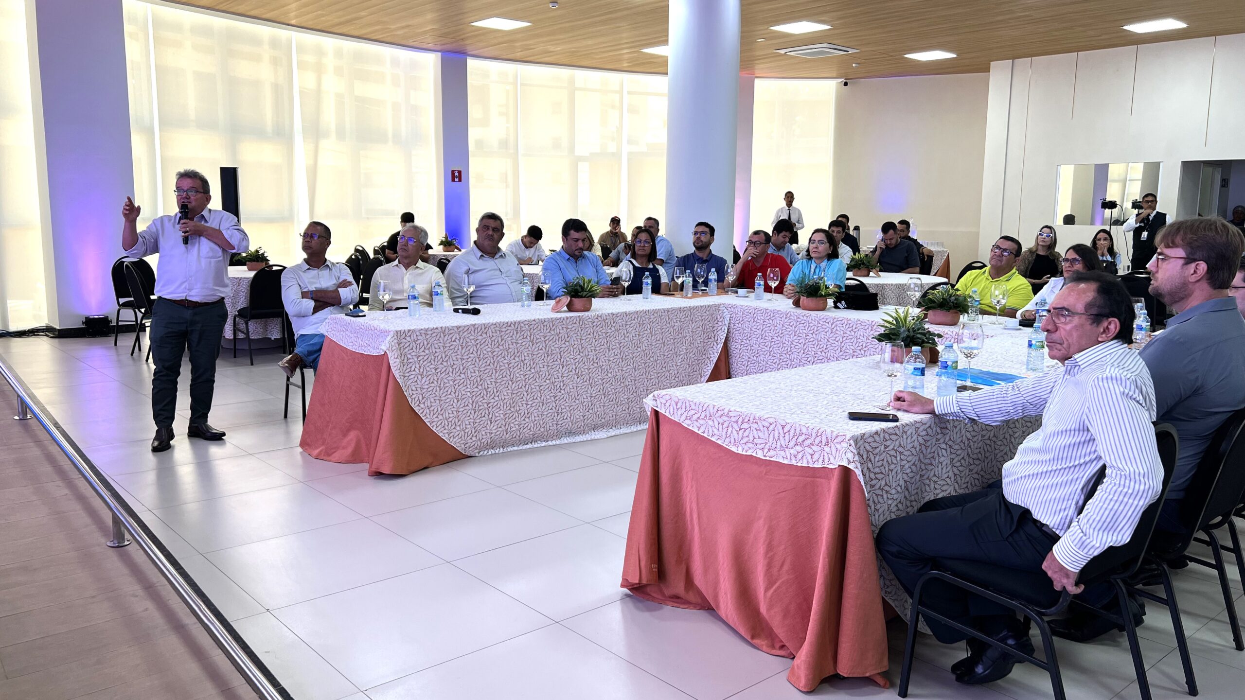 Turismo em Sergipe cresce 8,4% e atrai visitantes internacionais em 2024.